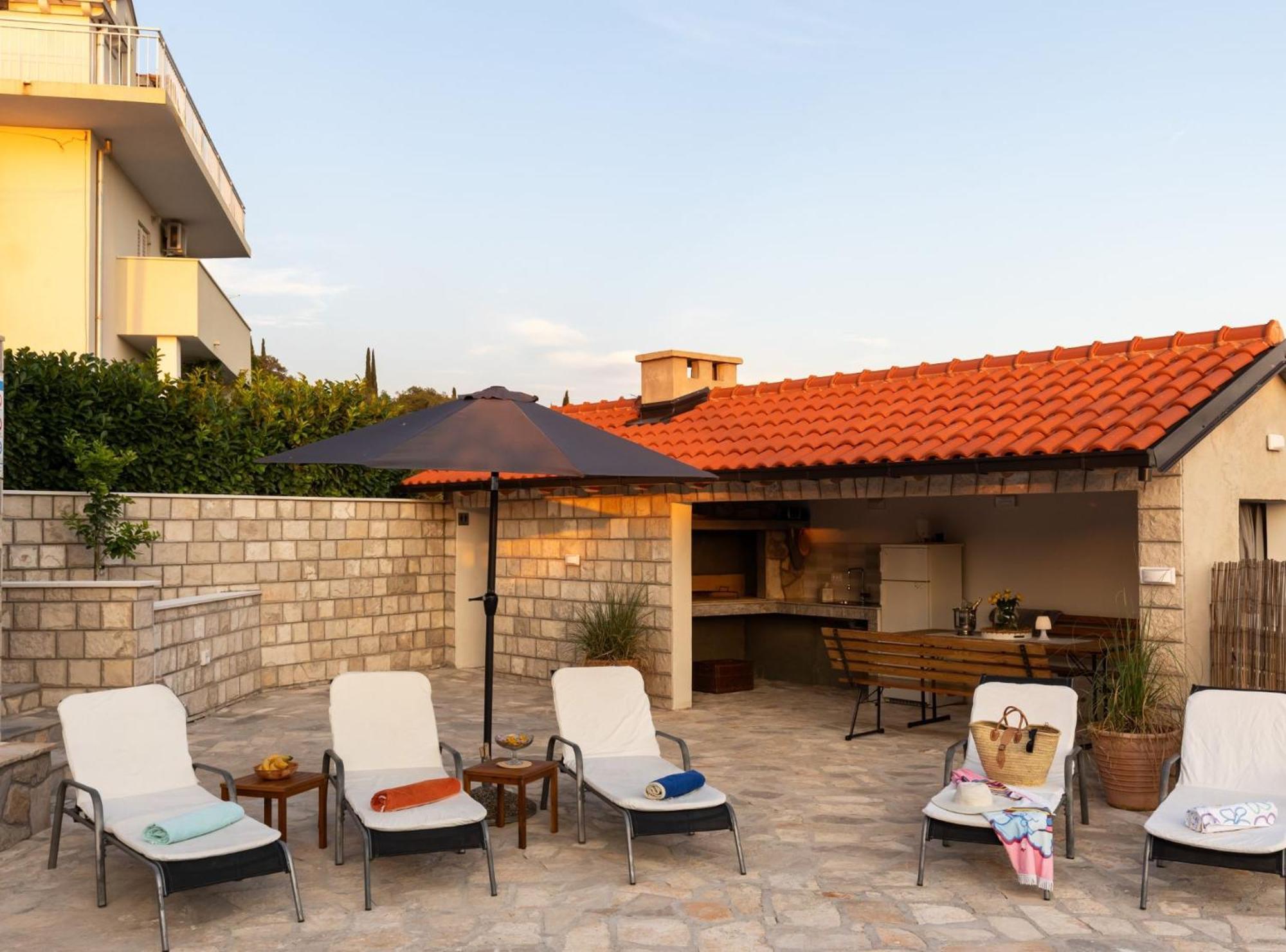 Villa Source With Private Pool Pridvorje Экстерьер фото