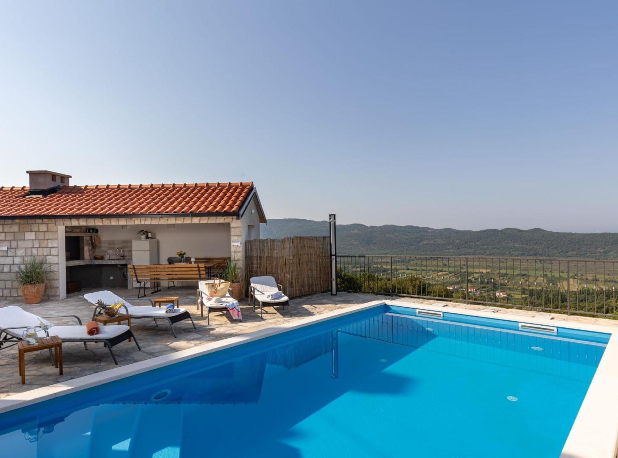 Villa Source With Private Pool Pridvorje Экстерьер фото